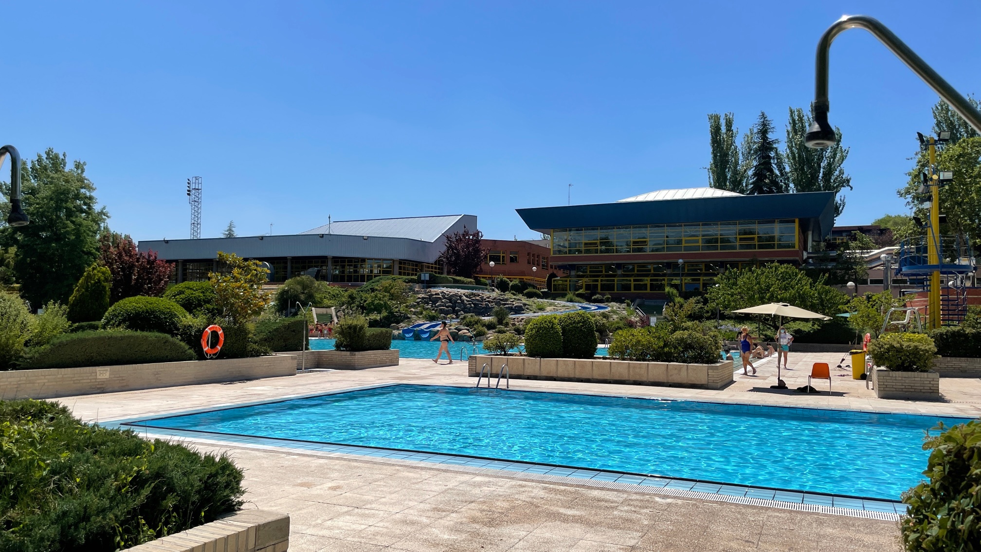 Piscina polideportivo josé caballero