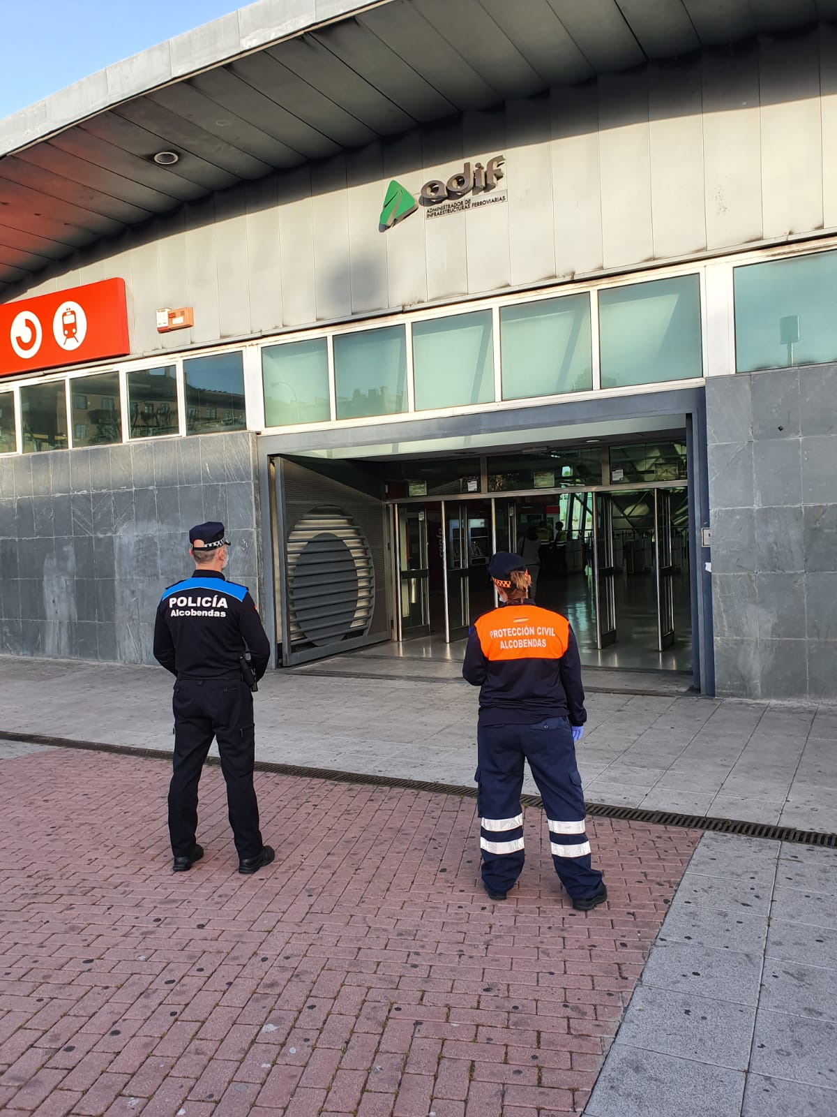 Nuevo reparto de mascarillas en los transportes público de Alcobendas Nuevo reparto de mascarillas en los transportes público de Alcobendas