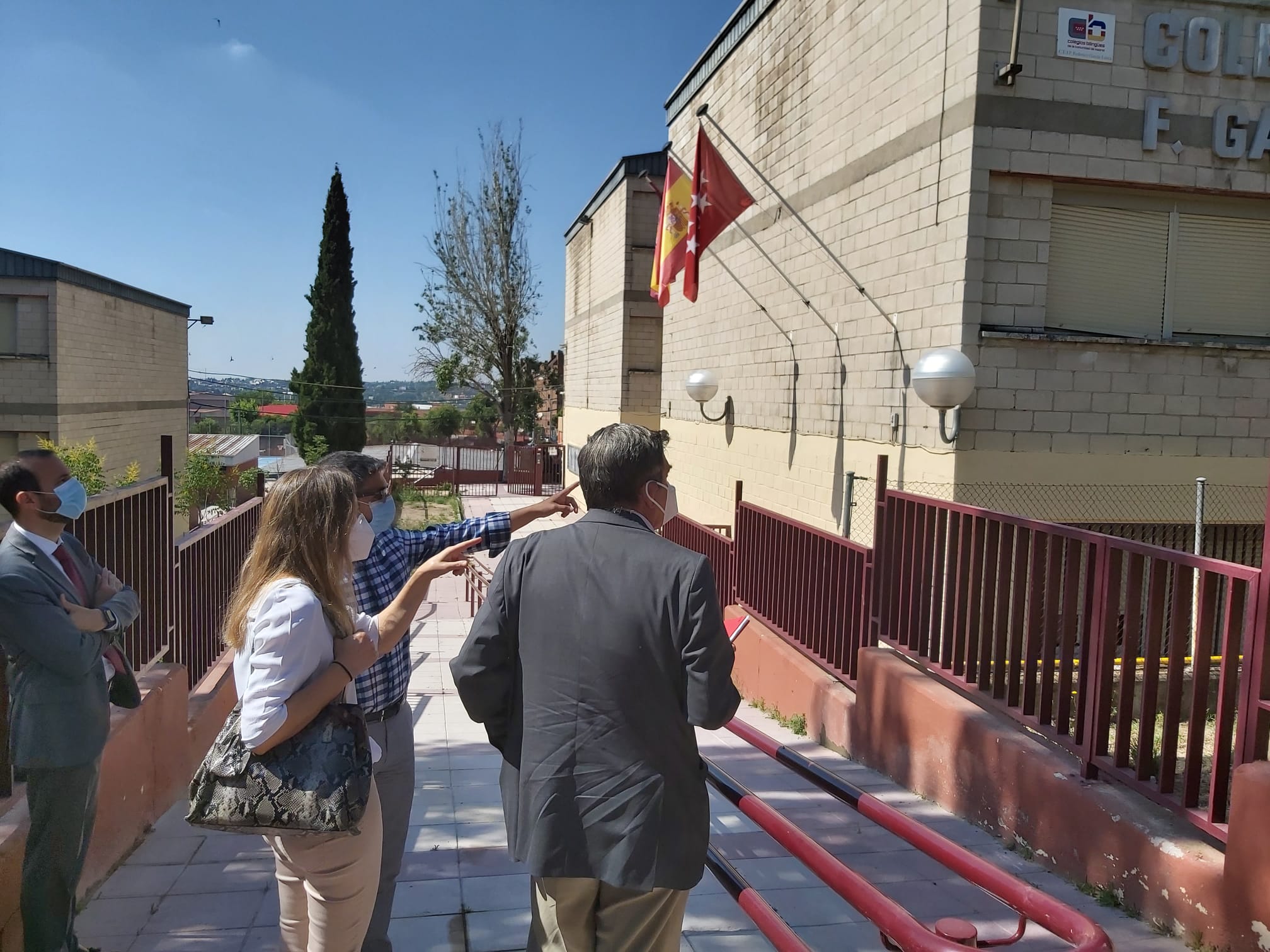 El alcalde de Alcobendas y la Dirección de Infraestructuras de Madrid acuerdan la elaboración de un Plan de Rehabilitación Integral para el CEIP Federico García Lorca El alcalde de Alcobendas y la Dirección de Infraestructuras de Madrid acuerdan la elaboración de un Plan de Rehabilitación Integral para el CEIP Federico García Lorca