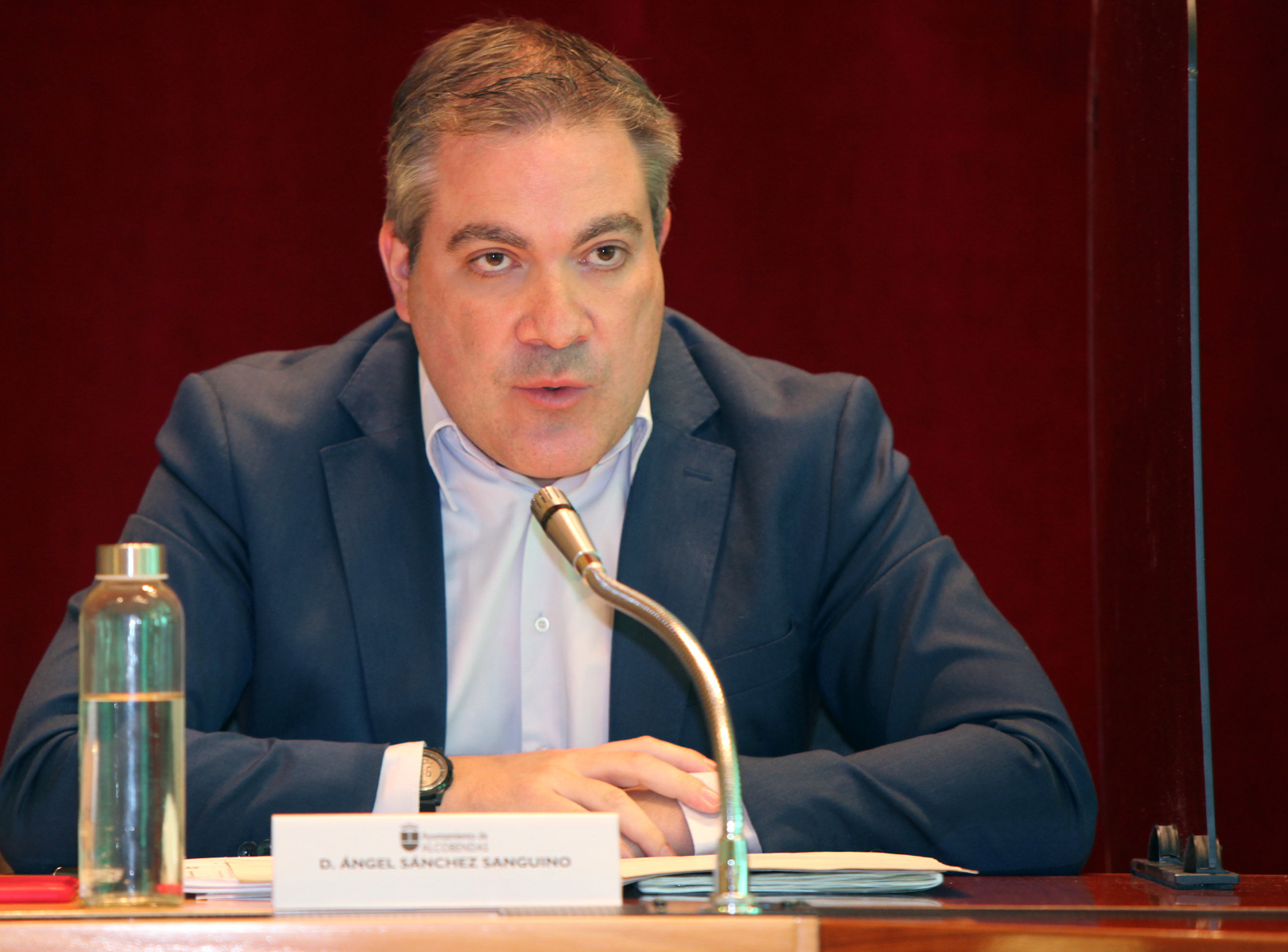 El Ayuntamiento de Alcobendas congela los impuestos de 2021 cumpliendo con la contención fiscal prometida por el gobierno municipal PSOE-Ciudadanos El Ayuntamiento de Alcobendas congela los impuestos de 2021 cumpliendo con la contención fiscal prometida por el gobierno municipal PSOE-Ciudadanos