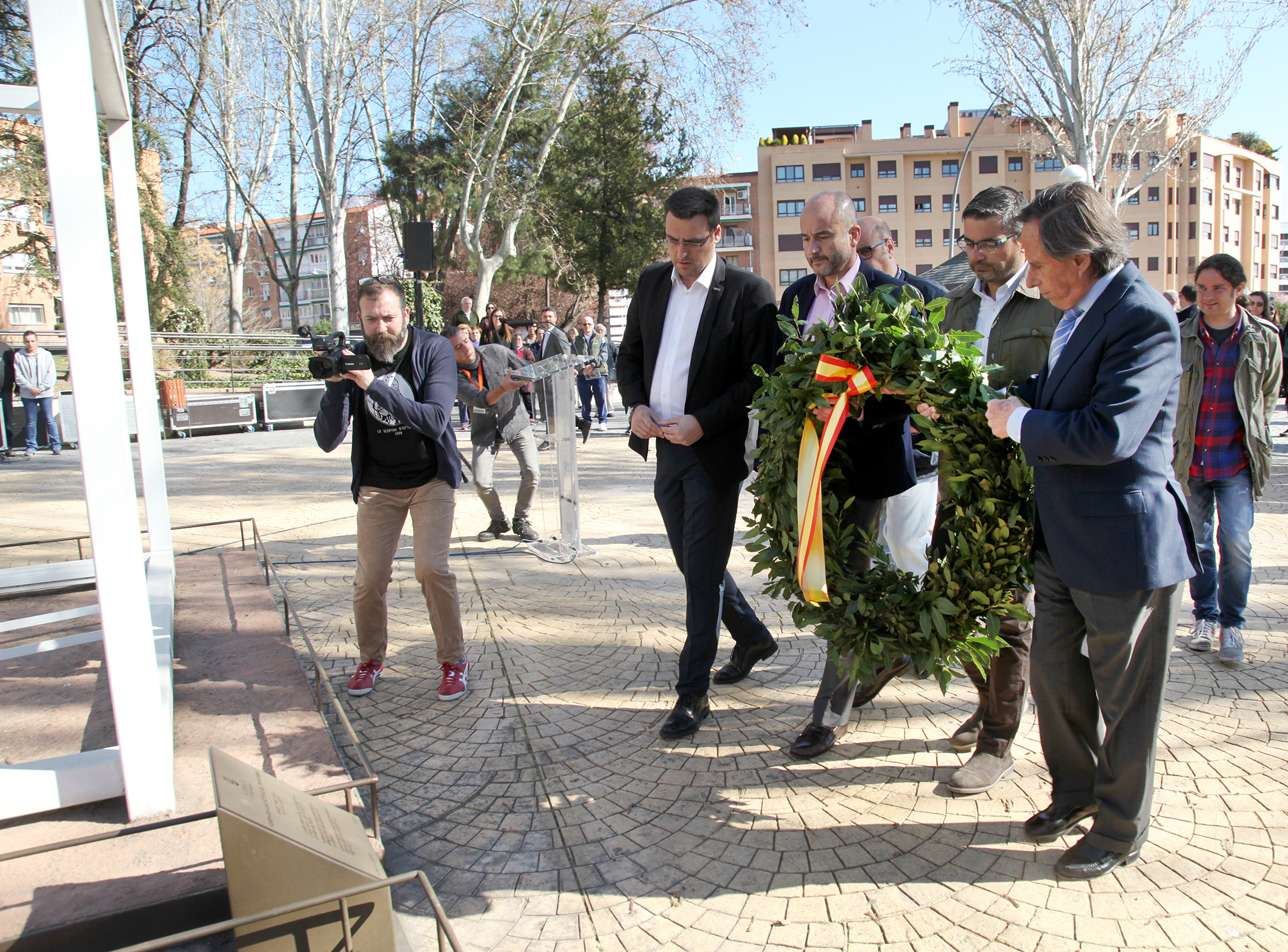 Homenaje a las víctimas de los atentados del 11 de marzo Homenaje a las víctimas de los atentados del 11 de marzo