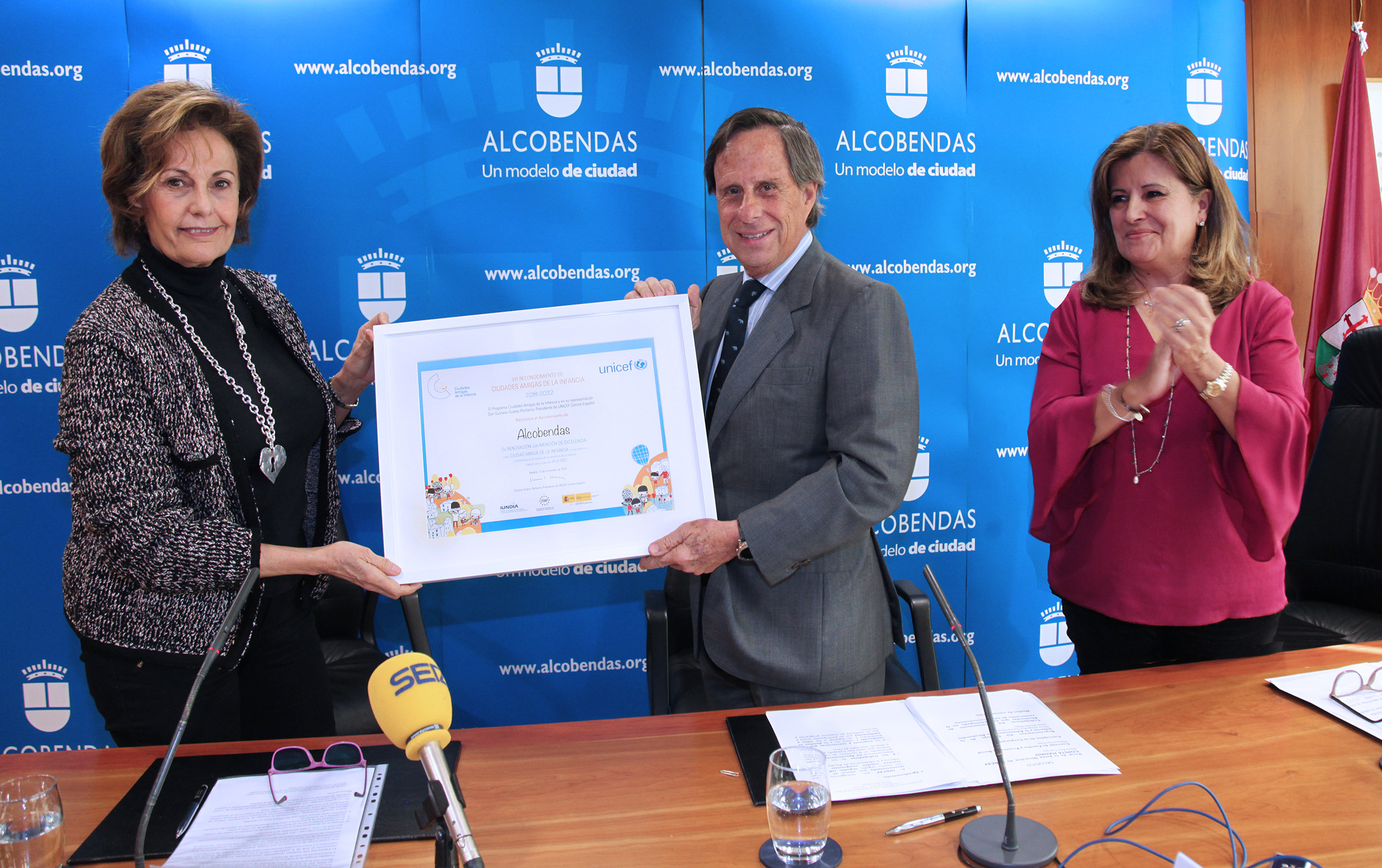 Alcobendas renueva el sello como Ciudad Amiga de la Infancia de UNICEF con Mención de Excelencia Alcobendas renueva el sello como Ciudad Amiga de la Infancia de UNICEF con Mención de Excelencia