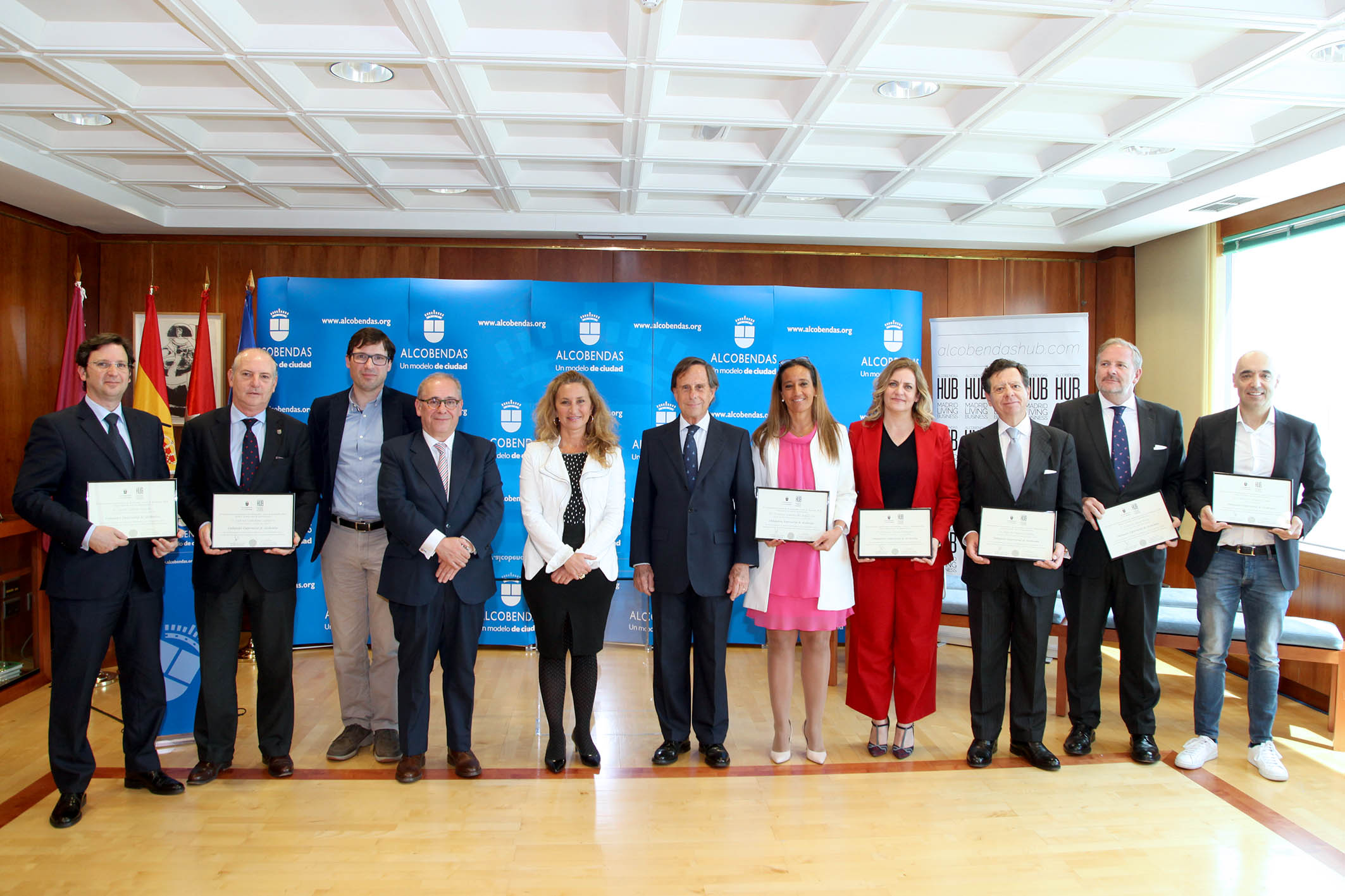 El Ayuntamiento de Alcobendas y Alcobendas HUB designan a los primeros Embajadores Empresariales de Alcobendas El Ayuntamiento de Alcobendas y Alcobendas HUB designan a los primeros Embajadores Empresariales de Alcobendas