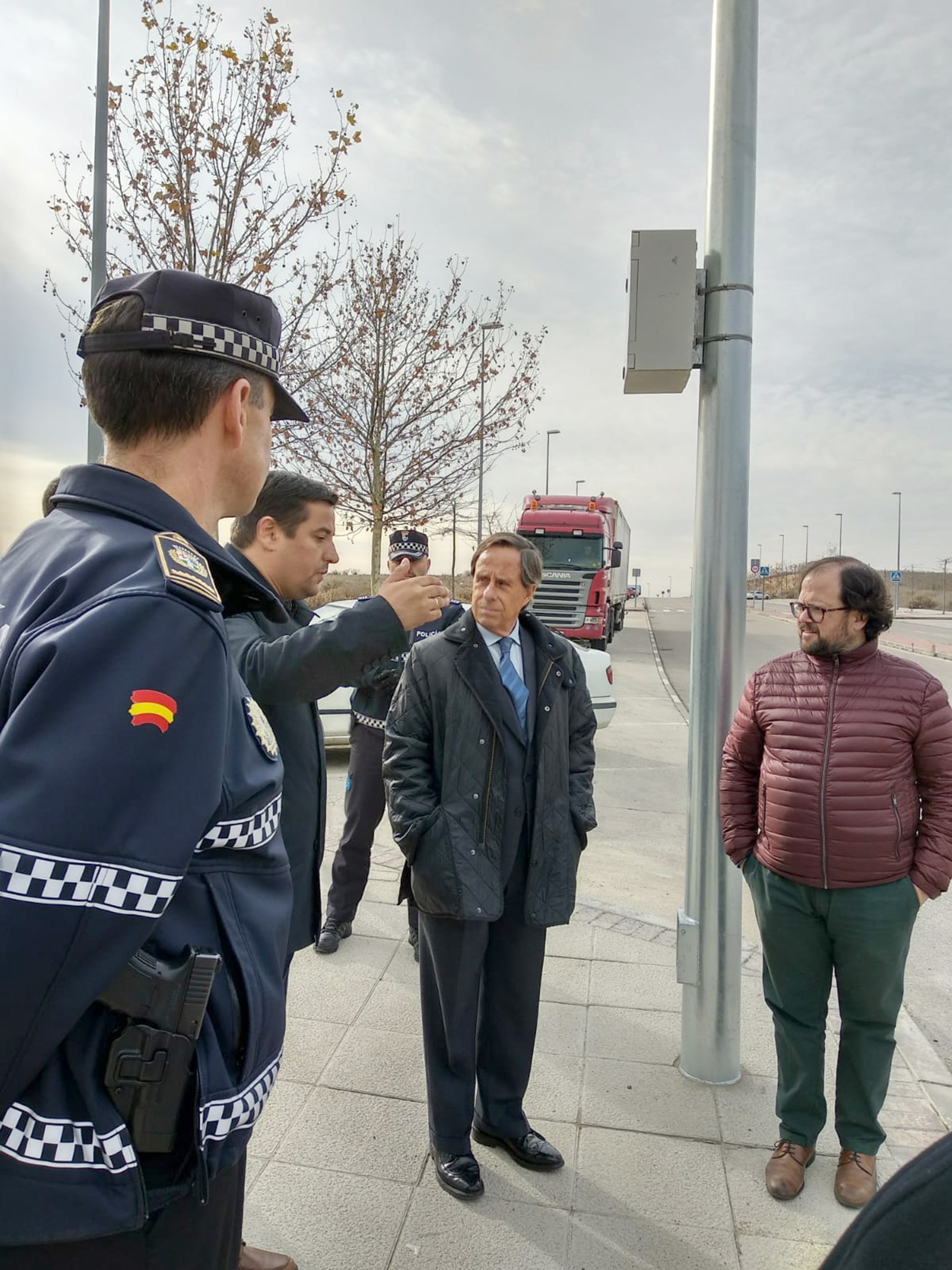 En marcha el nuevo sistema de reconocimiento de matrículas en el Polígono Industrial y el Parque Empresarial Valdelacasa de Alcobendas En marcha el nuevo sistema de reconocimiento de matrículas en el Polígono Industrial y el Parque Empresarial Valdelacasa de Alcobendas