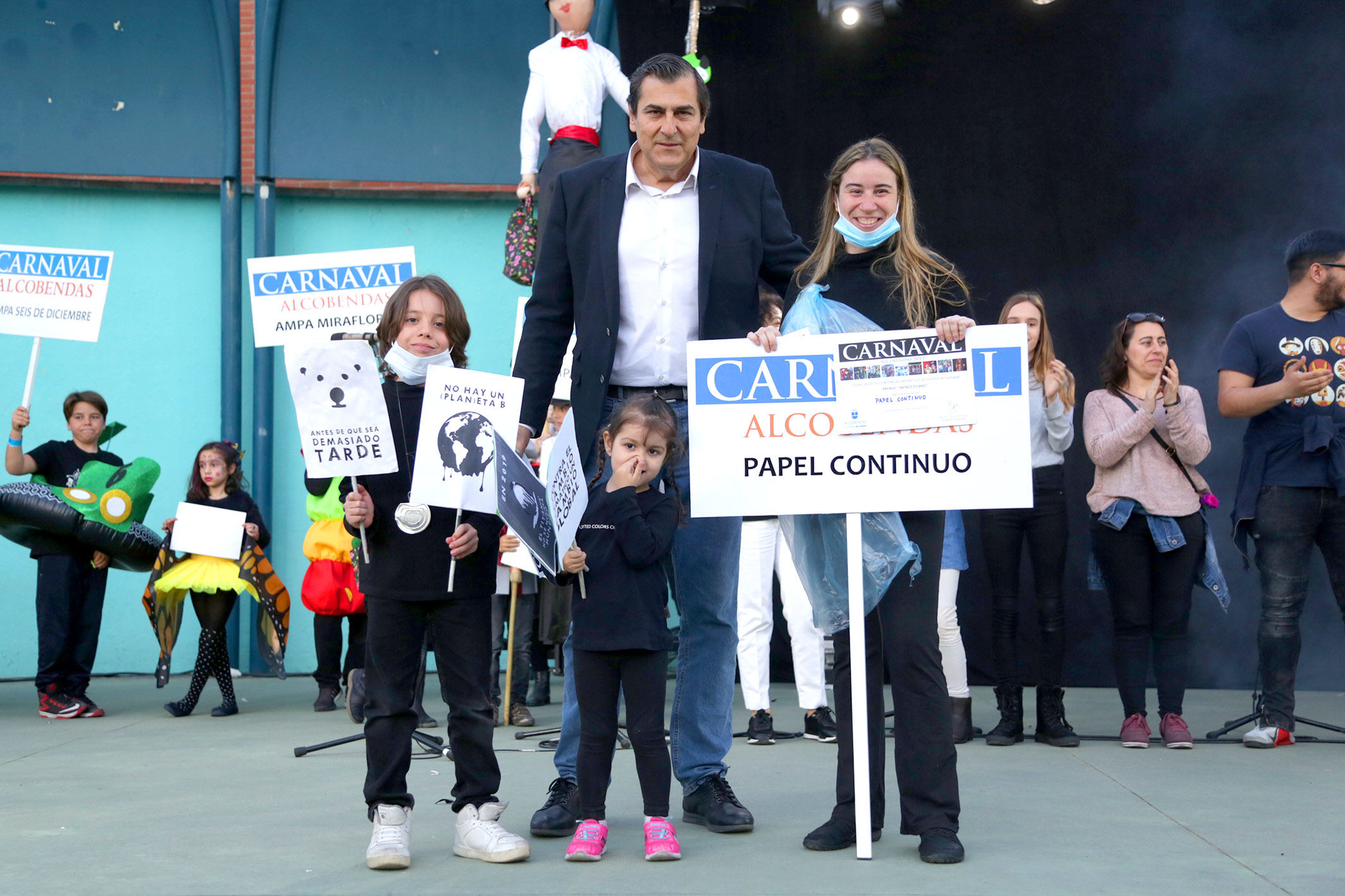 Gran desfile de carnaval de Alcobendas, todo un despliegue de color y alegría Gran desfile de carnaval de Alcobendas, todo un despliegue de color y alegría