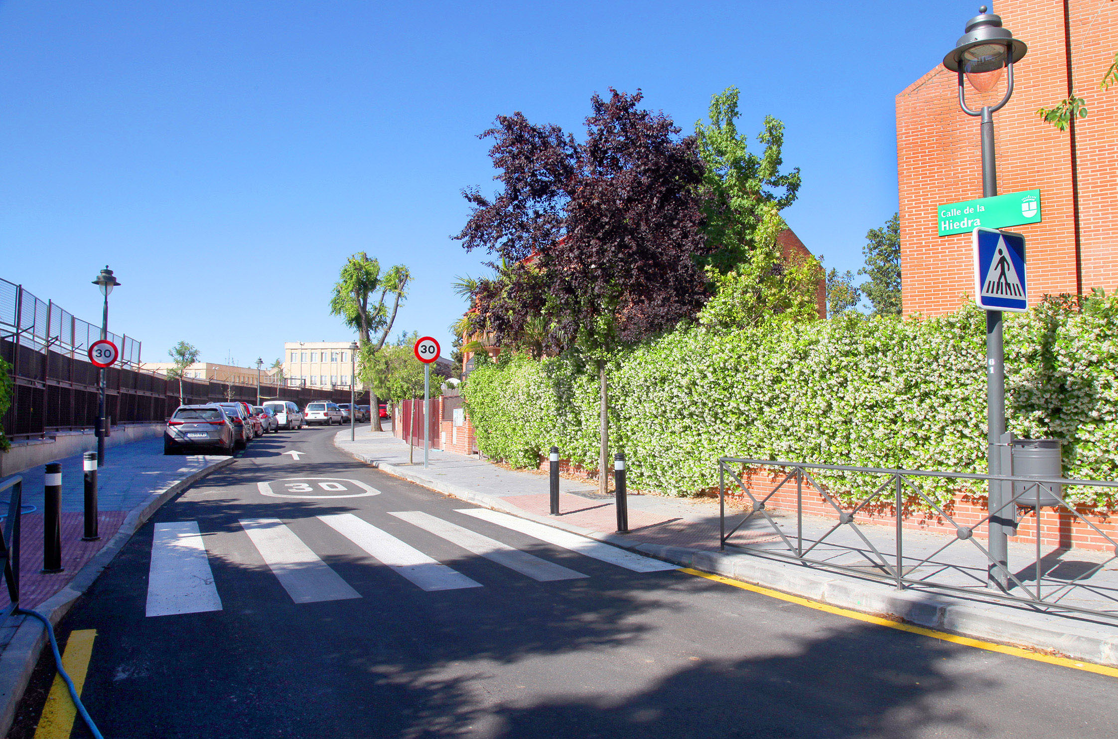 Finaliza la remodelación integral de las calles Hiedra e Iris Finaliza la remodelación integral de las calles Hiedra e Iris