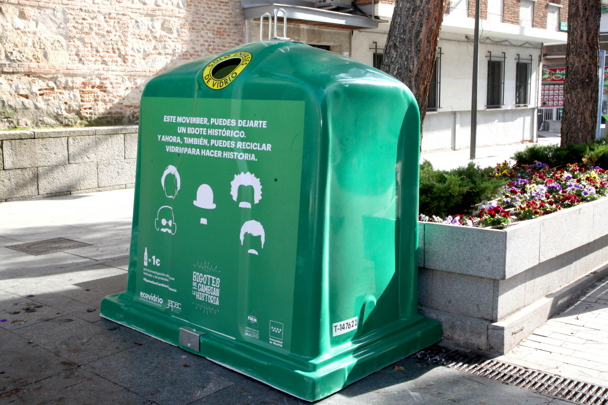 Ecovidrio, Alcobendas y Sanse convierten el vidrio reciclado en euros contra el cáncer Ecovidrio, Alcobendas y Sanse convierten el vidrio reciclado en euros contra el cáncer