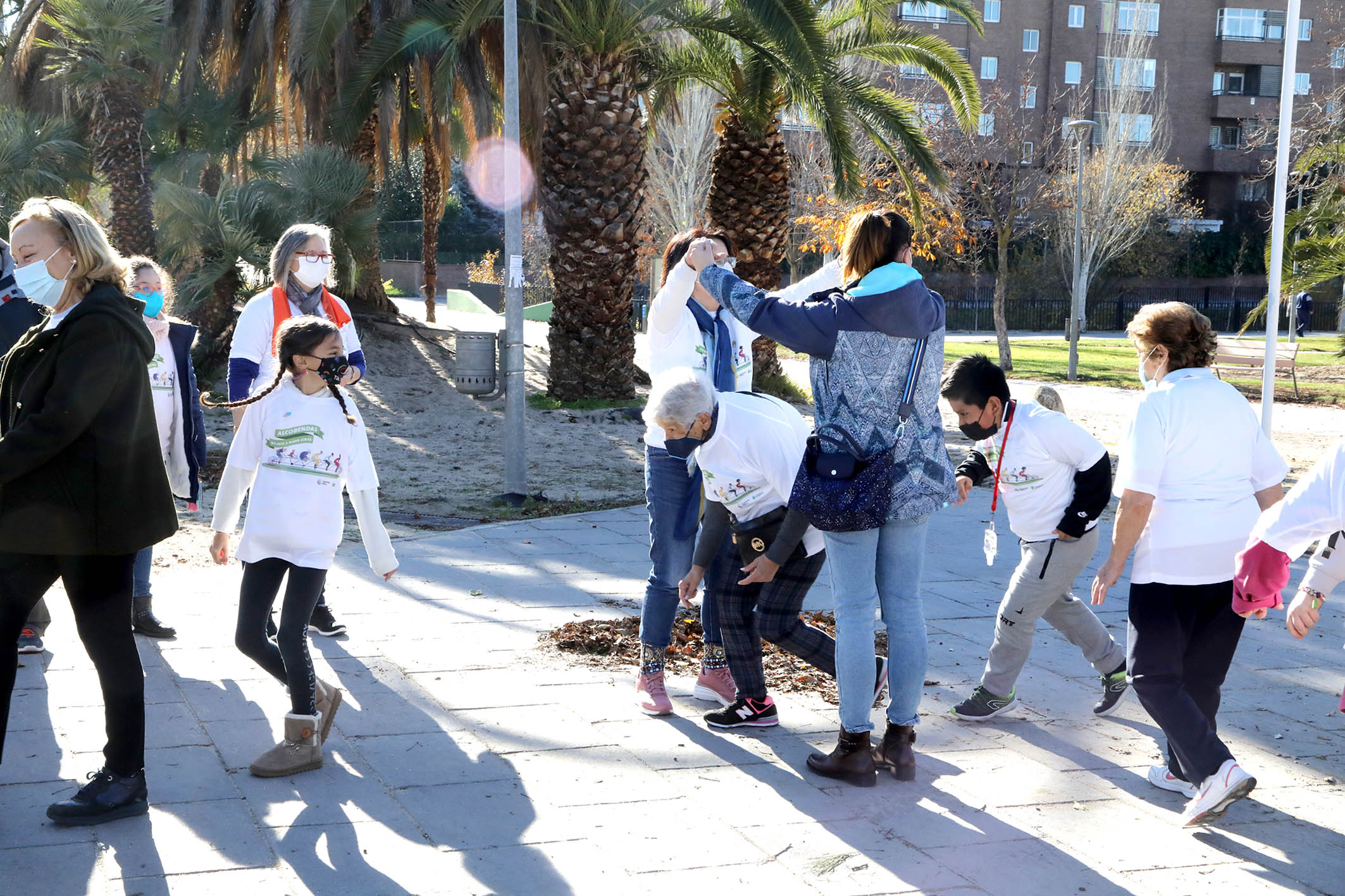 Mayores y pqueños han jugado a varios juegos tradicionales