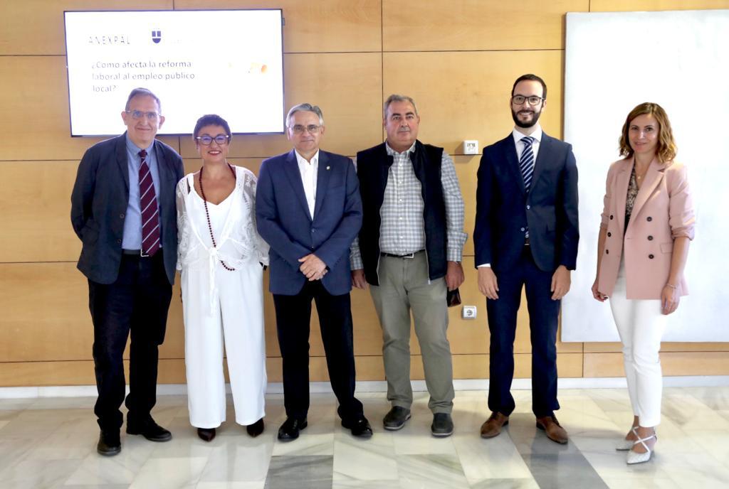 Jornada ¿Cómo afecta la reforma laboral al empleo público?