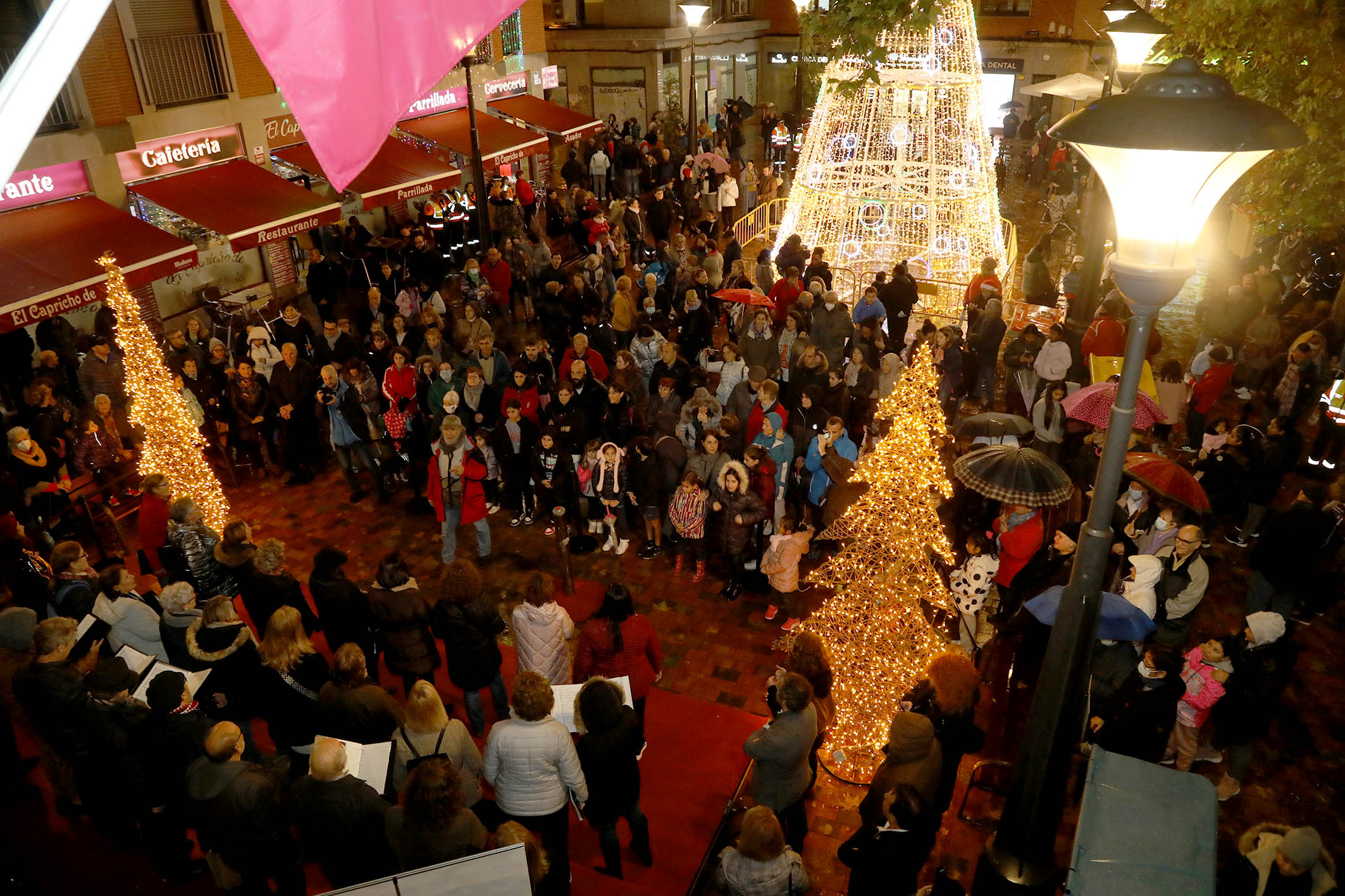 Encendido de luces de Navidad 2022. Plano general