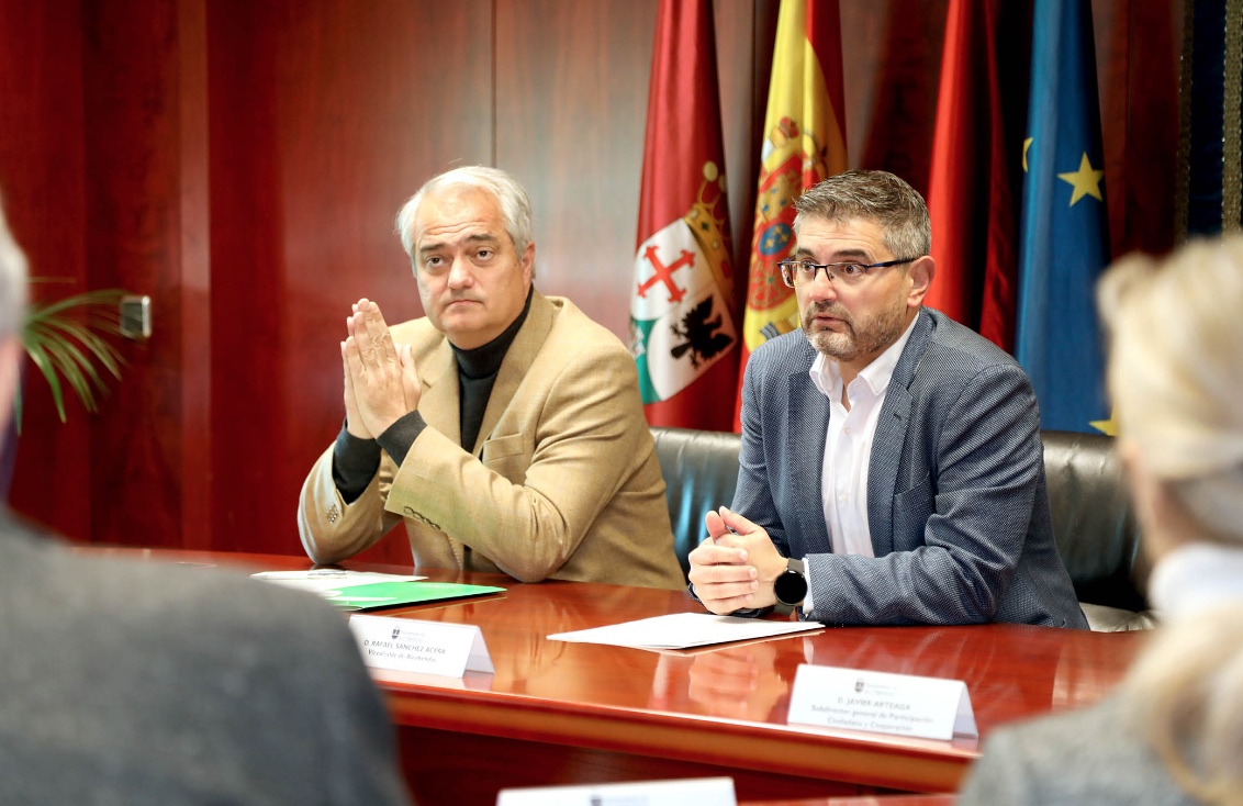 Para Sánchez Acera, "es un orgullo contribuir a mejorar la vida de tantas personas"