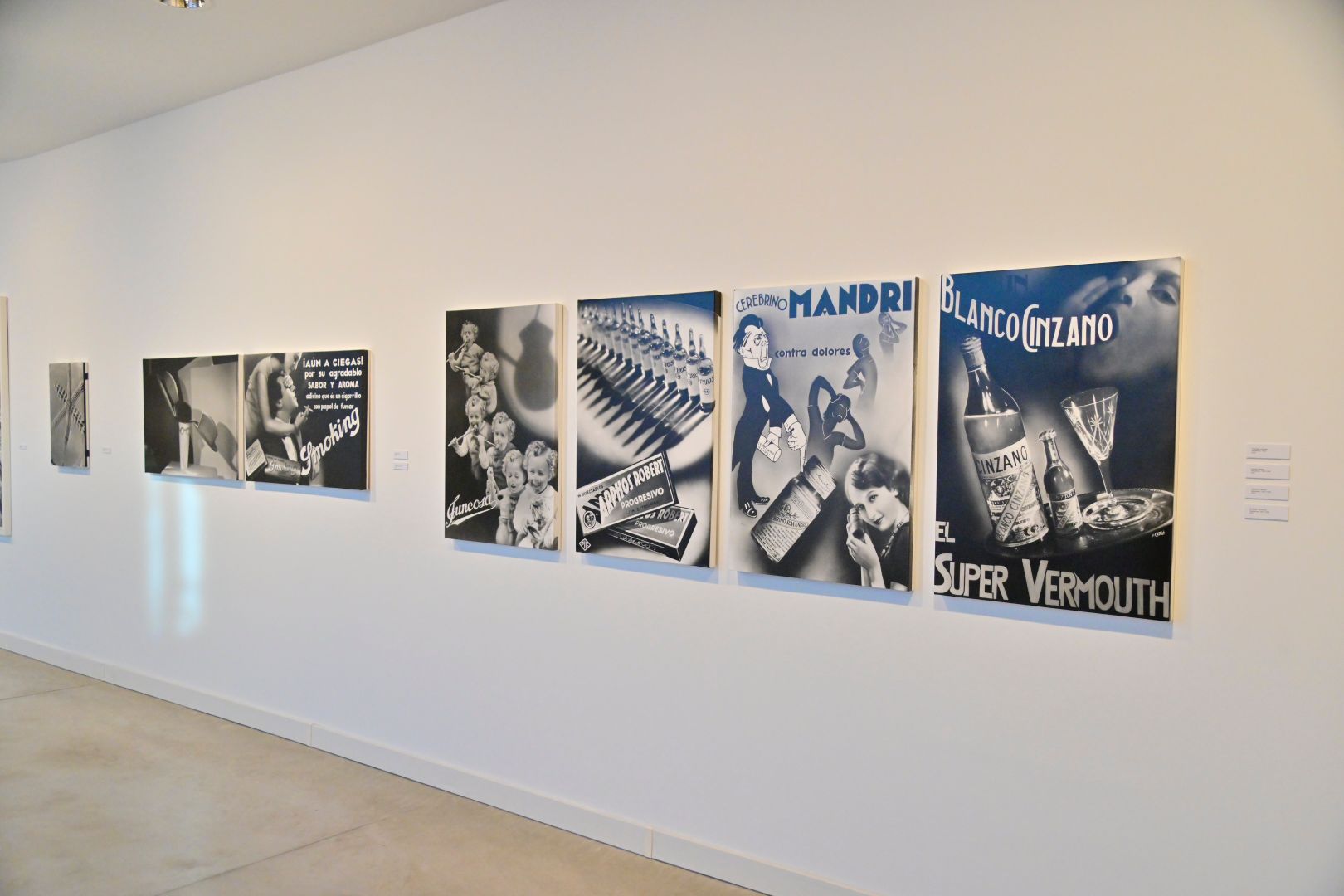 Exposición Catalá. Carteles publicitarios