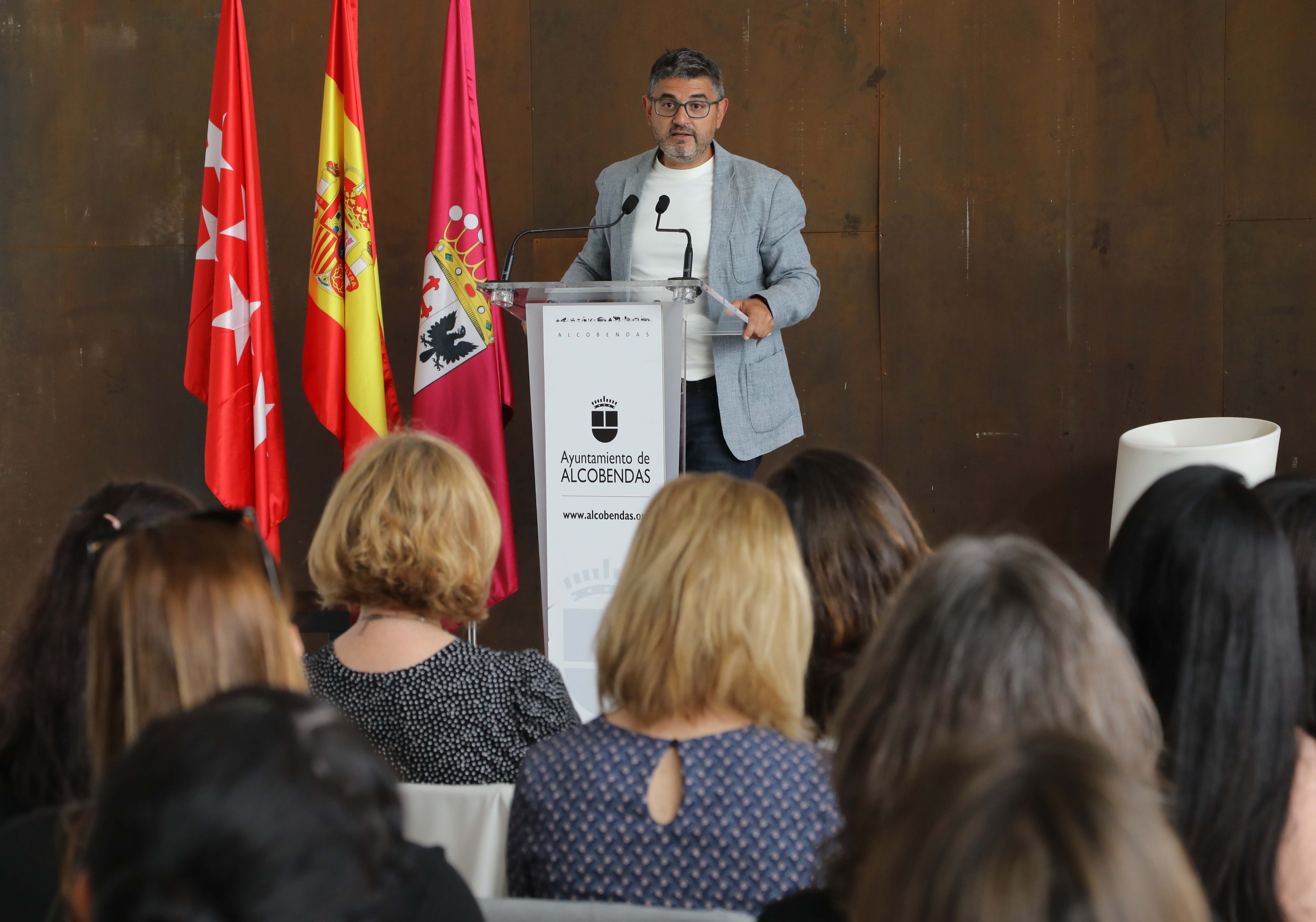 Vicealcalde, Rafa Sánchez Acera durante la entrega de los premios del I Certamen Empresas por la Igualdad