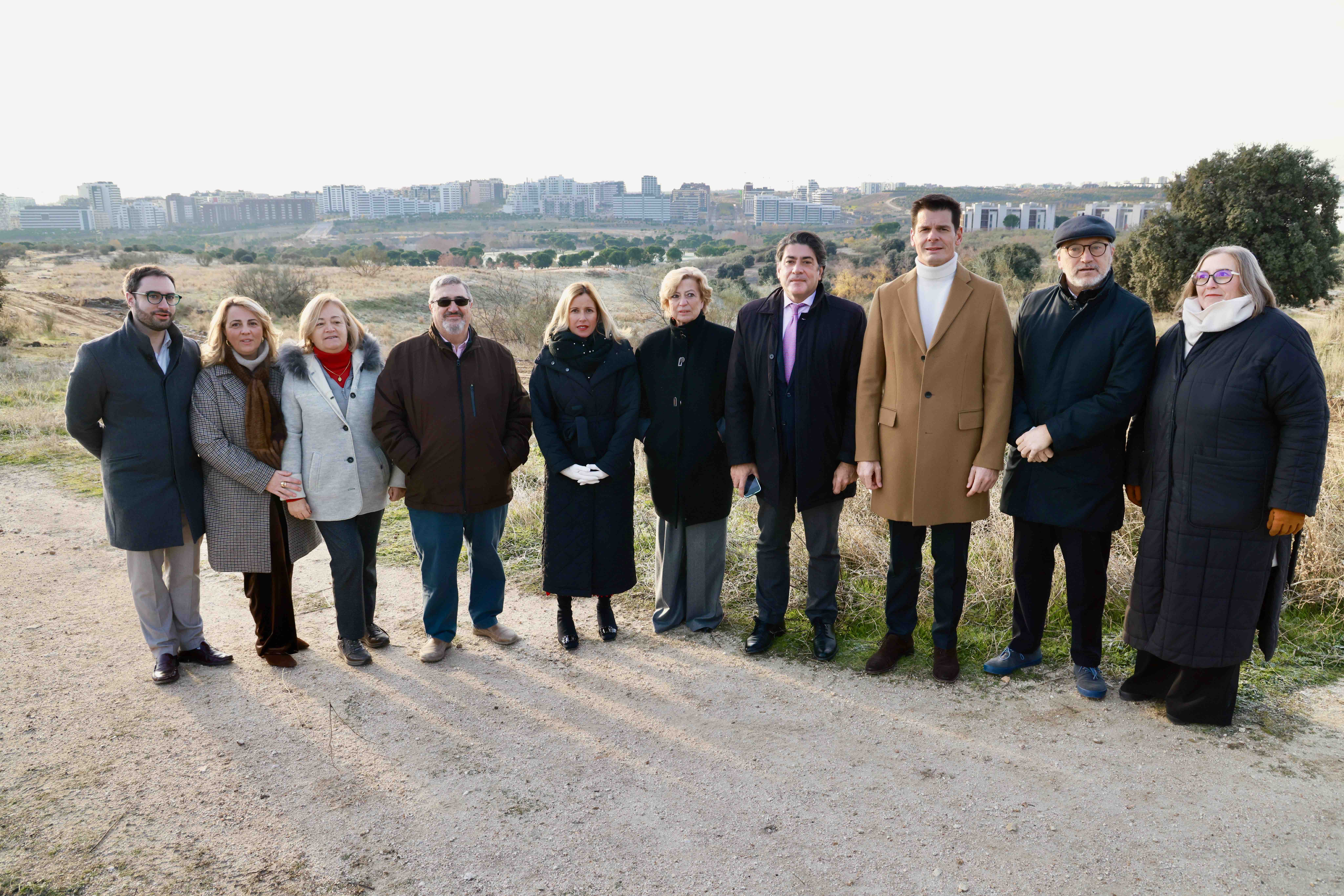Los presidentes de las entidades de conservación han apoyado la firma del acta de replanteo con su asistencia.