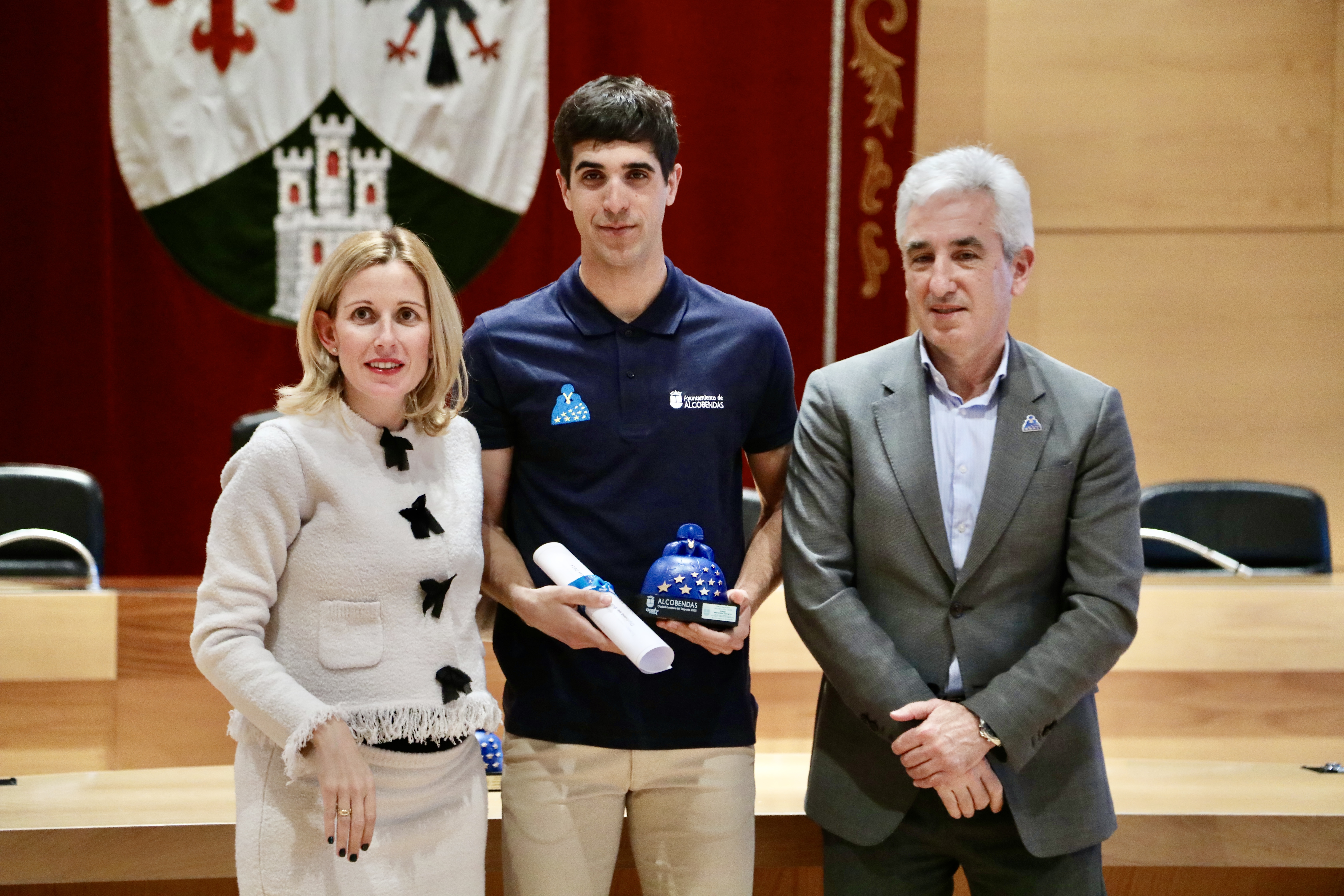 Entrega becas deportistas