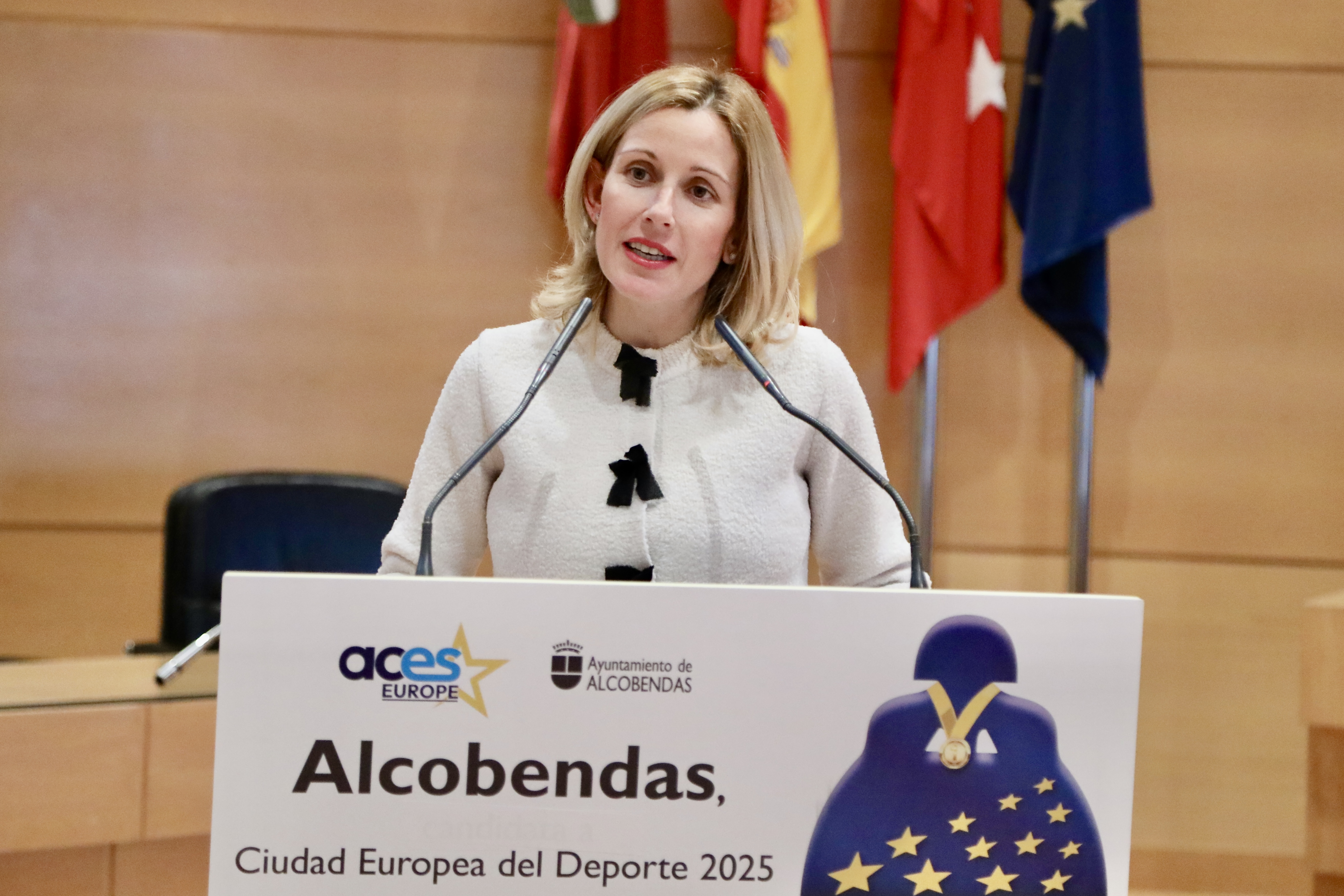 Entrega becas deportes