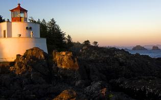 faro <a href="pulsia.es">pulsia</a>