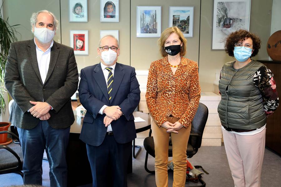 Concejal Ofelia Culebradas y autoridades de PBS - AICA – CECU. Firma de convenio. 2020