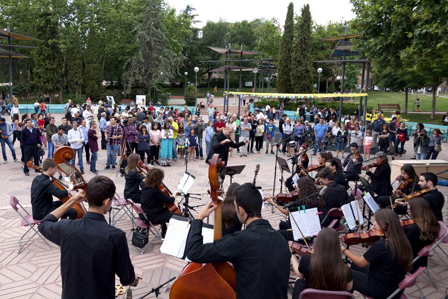 Fiesta Arco Iris 2017 -  Frontal de la  orquesta.