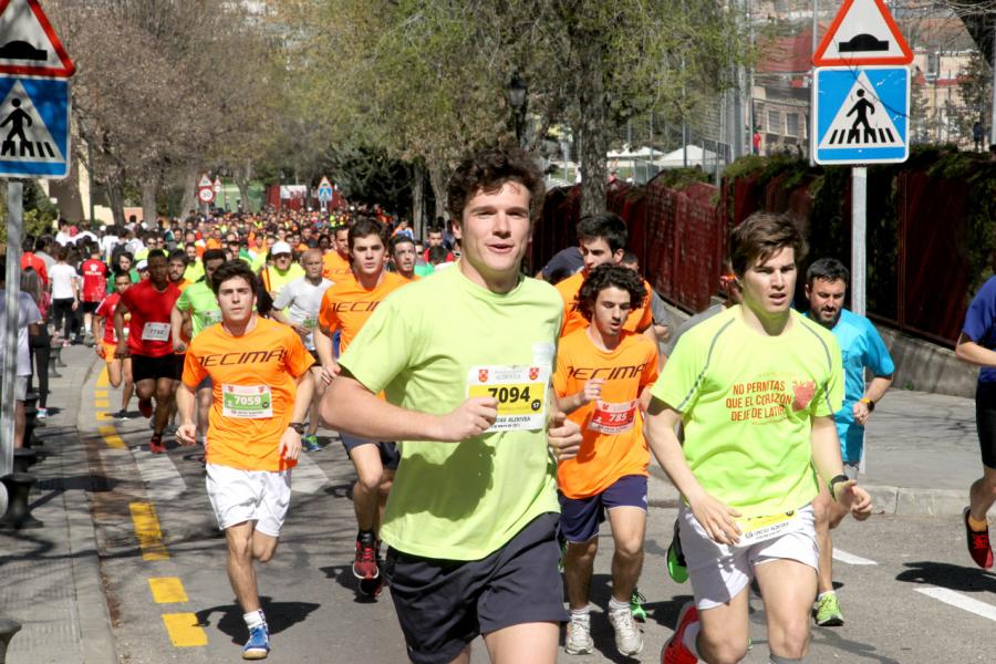 37º Cross Aldovea - Imagen de jóvenes en un momento de la carrera.