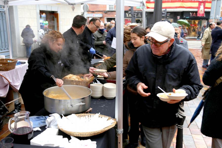 Stand gastronómico. . Degustación de Migas y Gachas en la Plaza del Pueblo - 2020