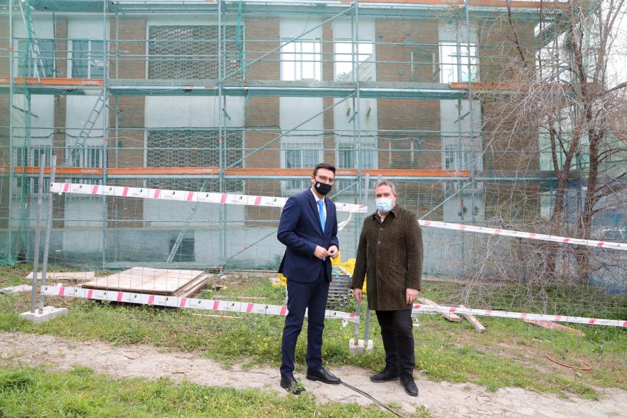 Concejales Miguel Ángel Arranz, Ángel Sánchez Sanguino. Visita Demolición Edificio Calle Marqués de la Valdavia 47 - 2020