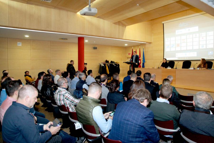 Inauguración IIIer Encuentro Anual de Investigación Privada - Imagen panorámica de la sala donde se celebra el encuentro.