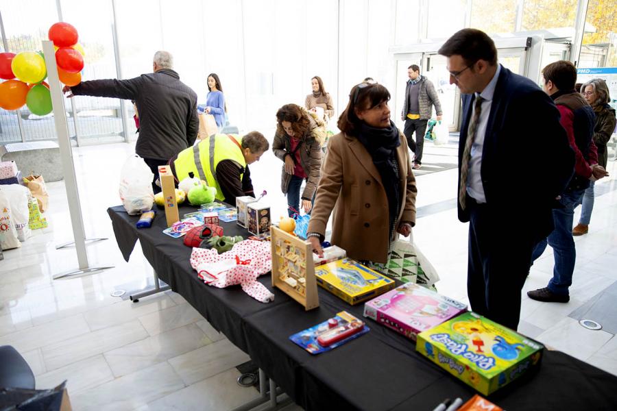 Concejal Miguel Angel Arranz. Recogida de Juguetes en CD Valdelasfuentes - 2019