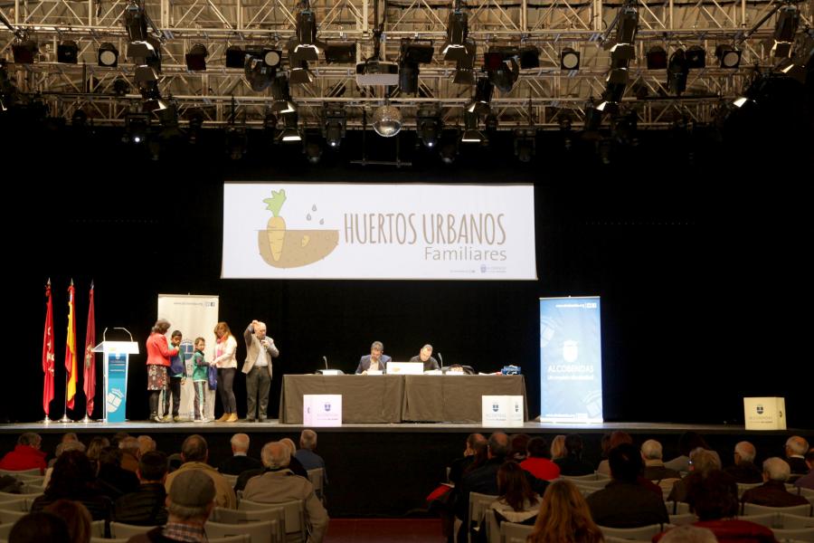 Sorteo de Huertos Urbanos 2018 - Imagen de un momento de la celebración del sorteo.