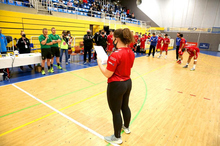 Lectura de Manifiesto contra la Violencia del Club Balonmano