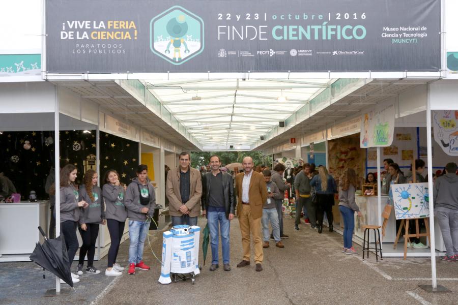 Inauguración Finde Científico del MUNCYT -  Las autoridades en la entrada del evento.