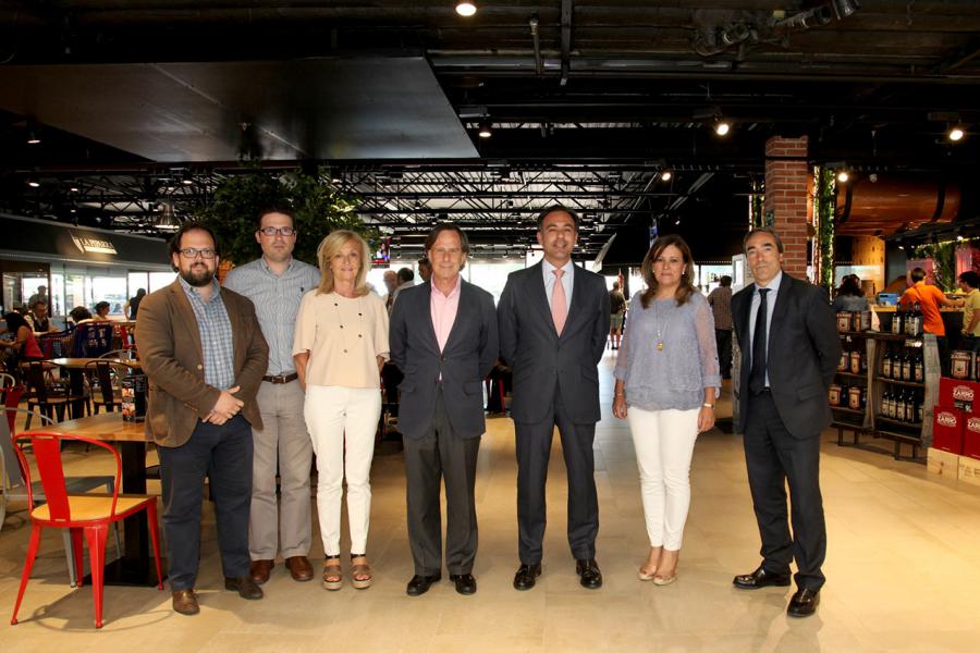 Inauguración Mercado de Alcobendas en Carrefour -Las autoridades y empresarios.