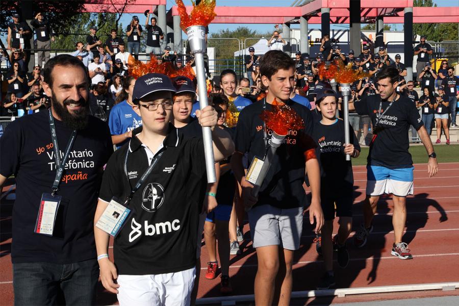 Clausura Olimpiadas Solidarias de Telefónica - Desfile de los participantes.