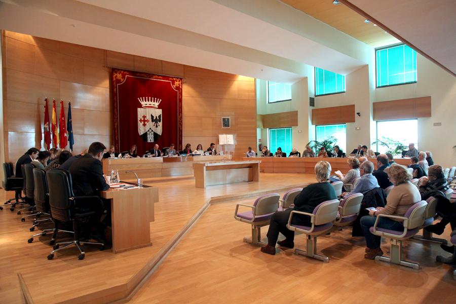Vista lateral del salón de plenos