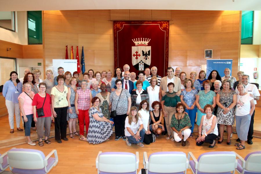Recepción a la Asociación de Jumelage de Epinay - Imagen de grupo.