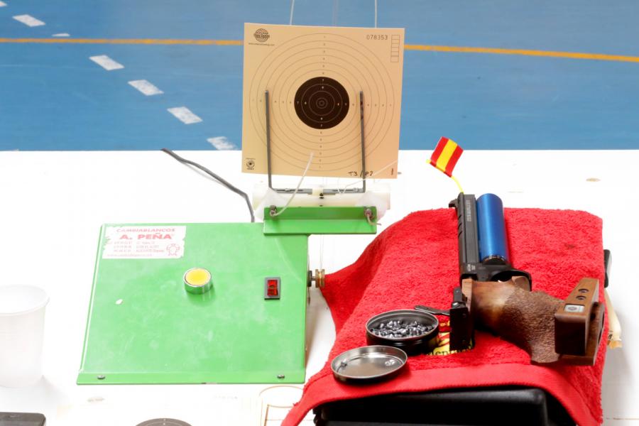 Ier Torneo de Tiro Olímpico Ciudad de Alcobendas - Imagen de pistola olímpica.