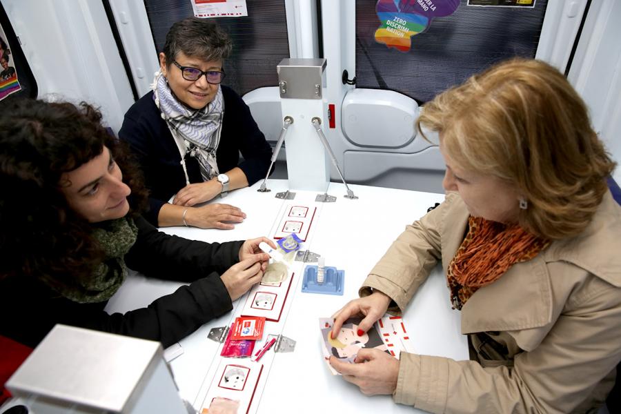 Autobús. Campaña VIH - 2019