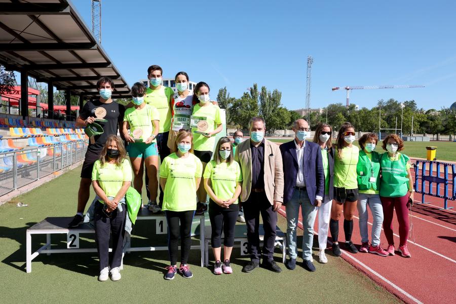 Podium y Autoridades