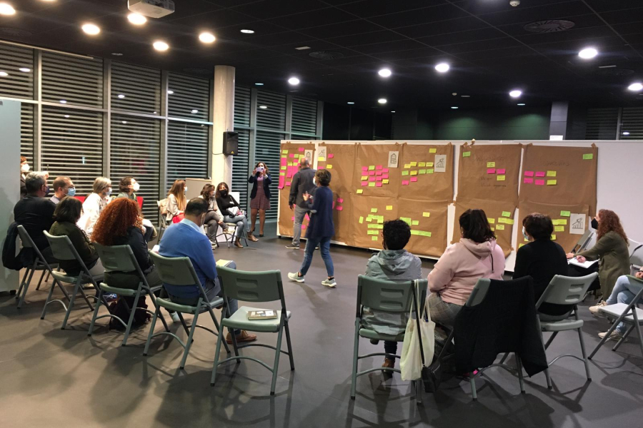 Foro AMPAS - Imagen panorámica del espacio Cubo del Centro Miguel Delibes, donde se celebra la reunión. 