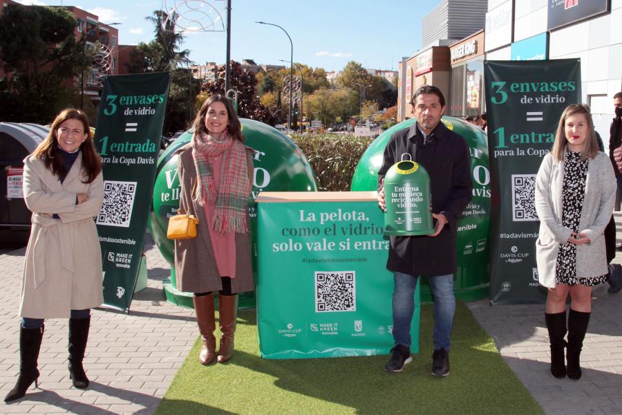   Presentación Campaña EcoVidrio - Copa Davis - Imagen de posado de autoridades.