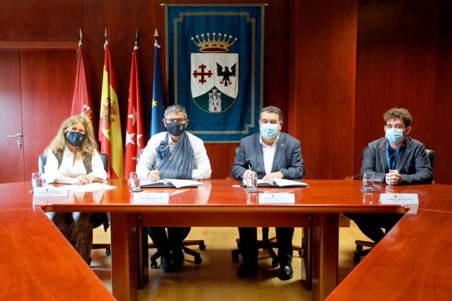 Momento de la firma