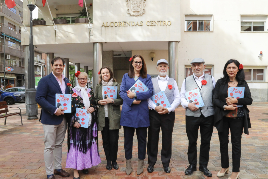 Presentación Fiestas de San Isidro 2025, fotografía de familia