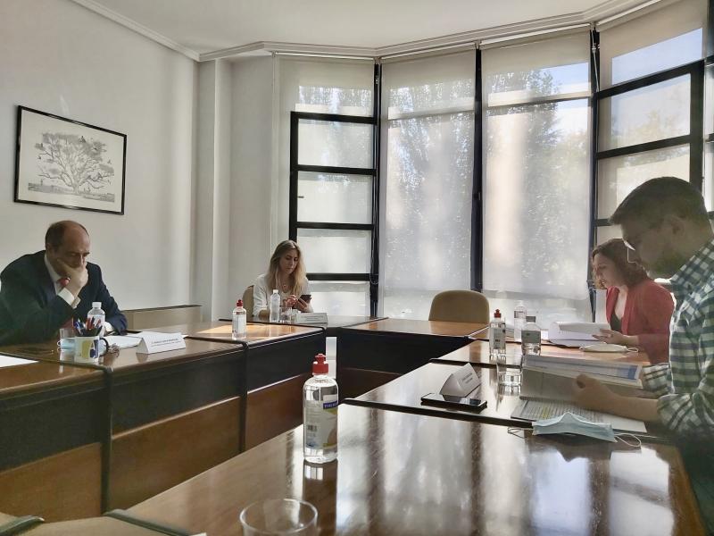 El alcalde de Alcobendas y la Dirección de Infraestructuras de Madrid acuerdan la elaboración de un Plan de Rehabilitación Integral para el CEIP Federico García Lorca El alcalde de Alcobendas y la Dirección de Infraestructuras de Madrid acuerdan la elaboración de un Plan de Rehabilitación Integral para el CEIP Federico García Lorca