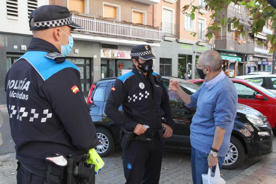 La Policía Local de Alcobendas unifica en un solo servicio sus unidades de trato directo con el ciudadano La Policía Local de Alcobendas unifica en un solo servicio sus unidades de trato directo con el ciudadano
