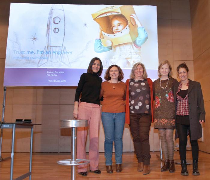 Los escolares de Alcobendas se interesan por el papel de las mujeres en la investigación Los escolares de Alcobendas se interesan por el papel de las mujeres en la investigación