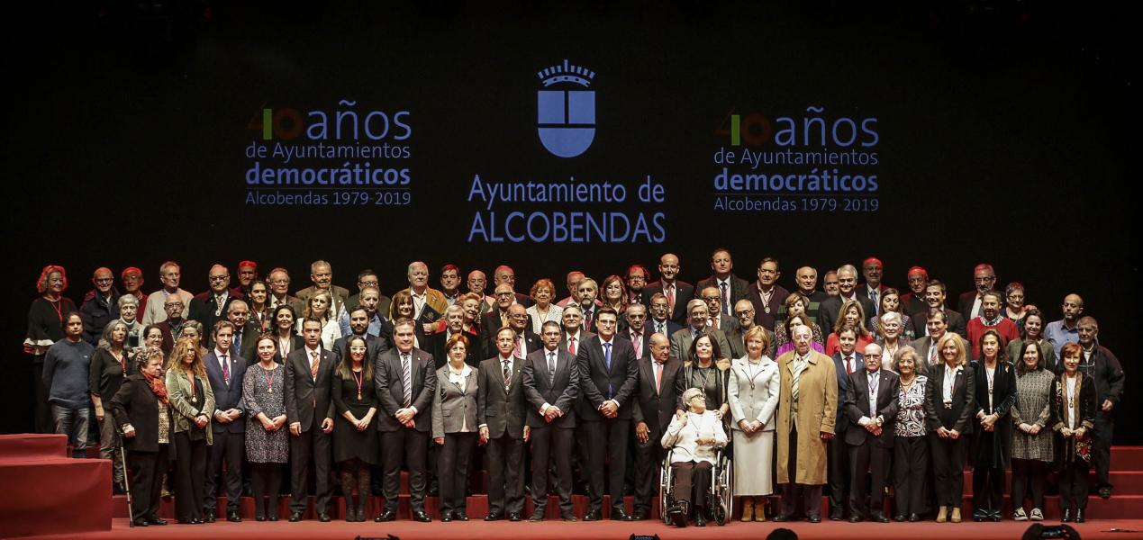 Alcobendas homenajea a los alcaldes y concejales de sus corporaciones democráticas Alcobendas homenajea a los alcaldes y concejales de sus corporaciones democráticas