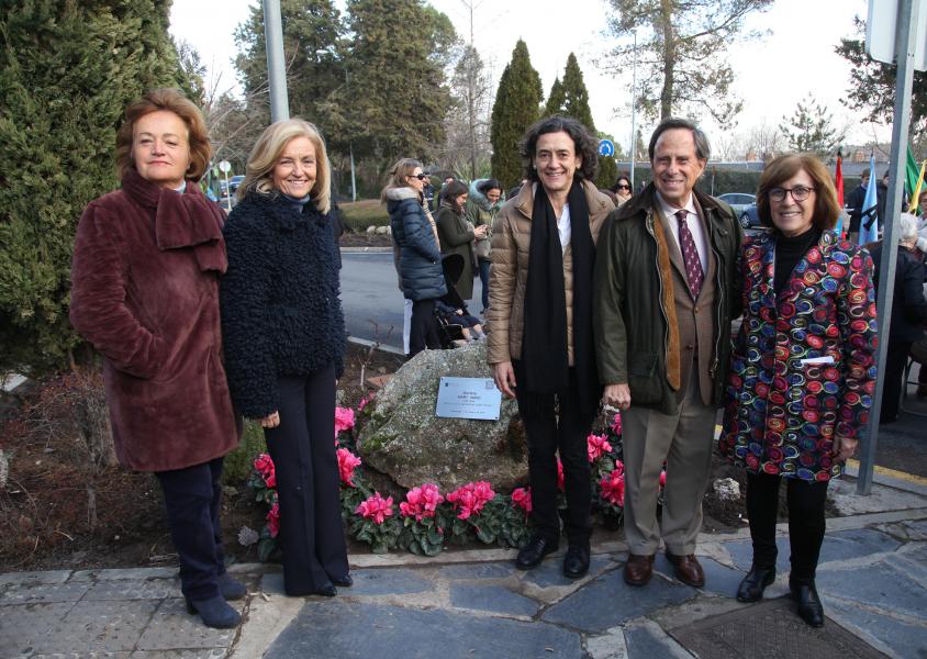 Alcobendas dedica una glorieta a Mary Ward, la religiosa que defendió la igualdad de la mujer en el siglo XVII Alcobendas dedica una glorieta a Mary Ward, la religiosa que defendió la igualdad de la mujer en el siglo XVII