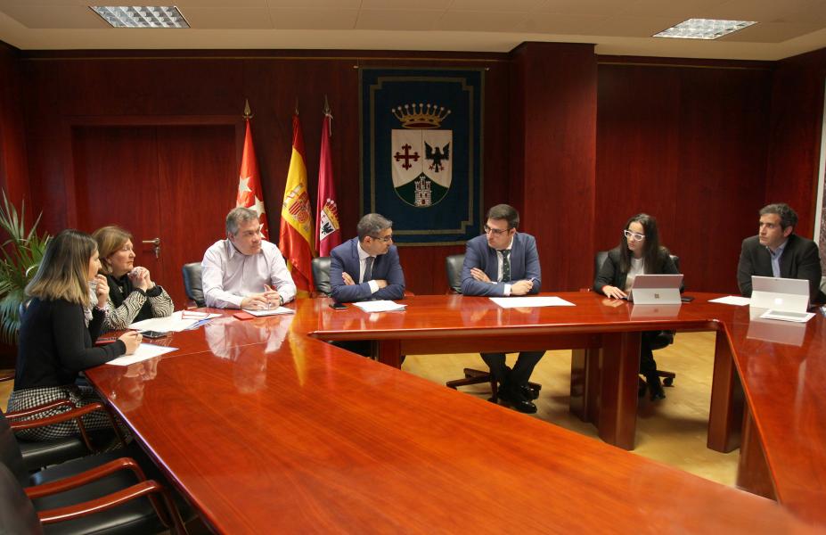 El Ayuntamiento rescinde el contrato con Exceltia El Ayuntamiento rescinde el contrato con Exceltia