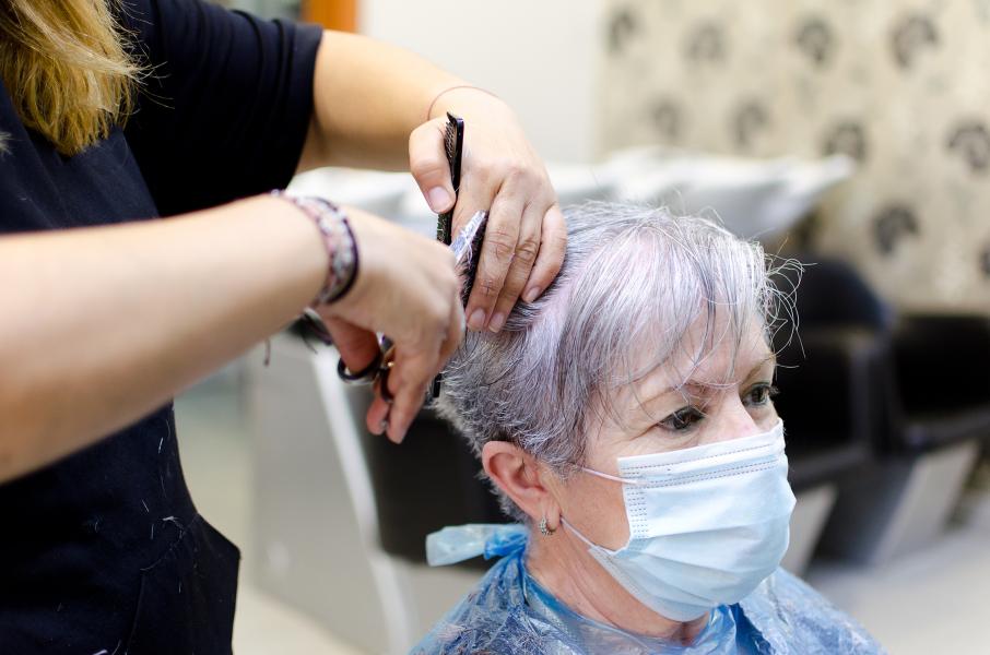 Se reanuda en Alcobendas el servicio de peluquería para los mayores Se reanuda en Alcobendas el servicio de peluquería para los mayores