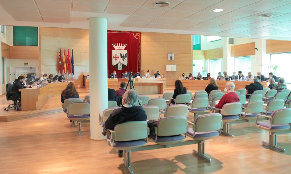 Crónica de la Sesión Ordinaria del Pleno del Ayuntamiento de Alcobendas correspondiente al mes de marzo Crónica de la Sesión Ordinaria del Pleno del Ayuntamiento de Alcobendas correspondiente al mes de marzo